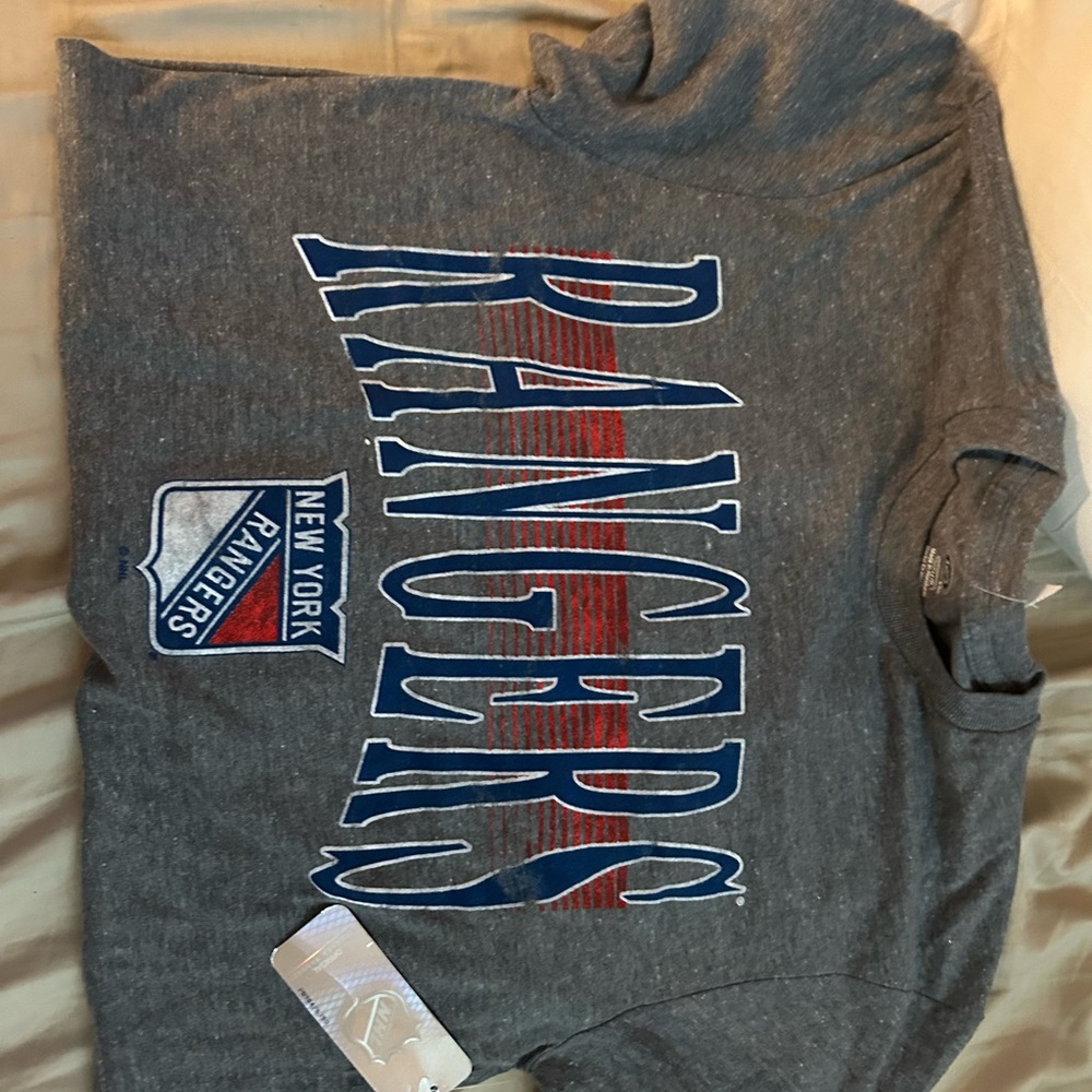 New York Rangers NHL Graphic Tee – Heather Gray